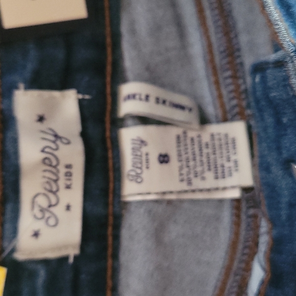 Jeans - Picture 2 of 3